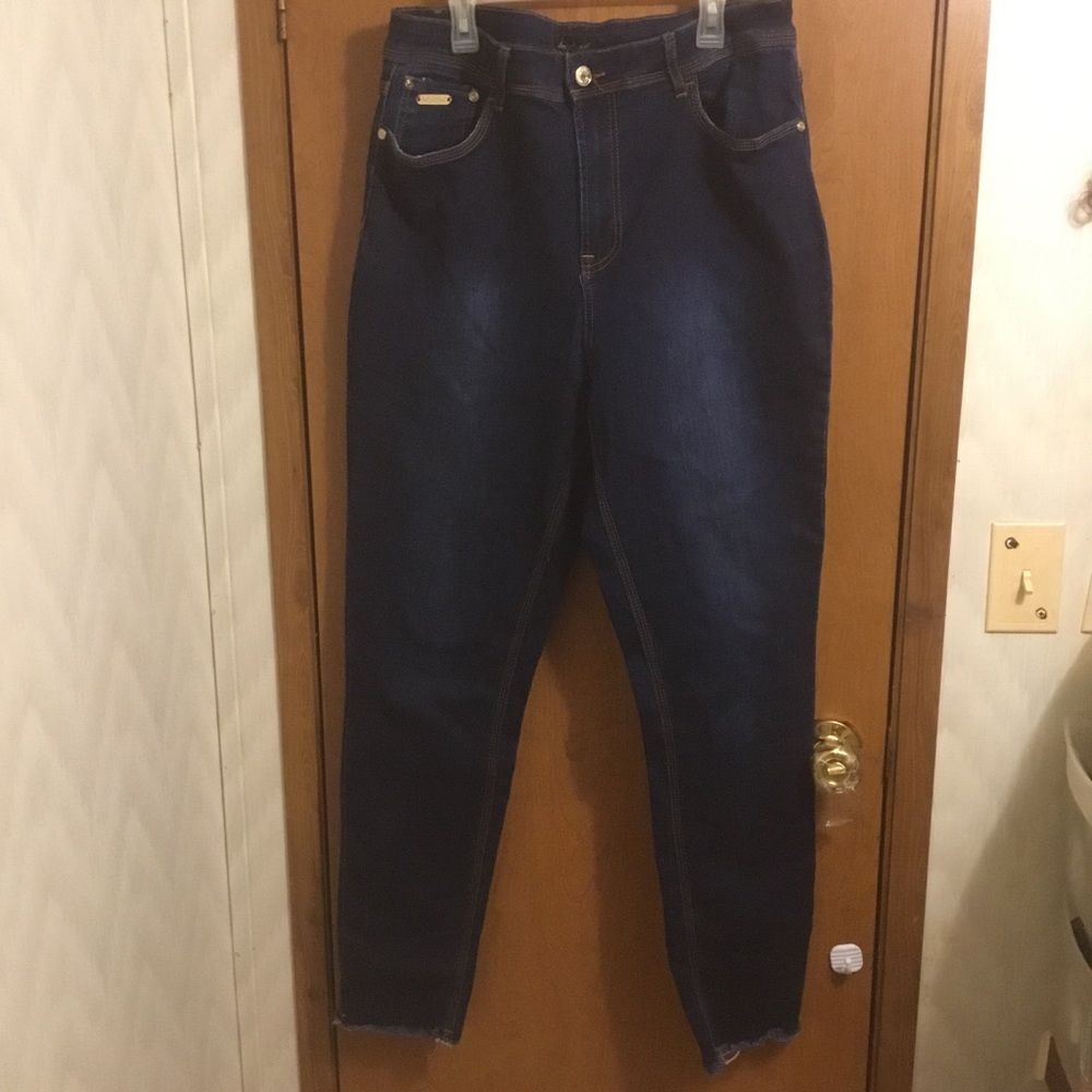 Baby phat Dark Wash Unfinished Raw Hem Bottom Skinny Jeans 14